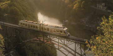 In viaggio sul treno storico da Locarno