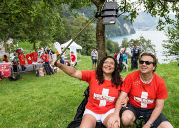 BUON COMPLEANNO SVIZZERA