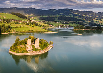 Ogoz, l’isola incantata sul lago di Gruyère