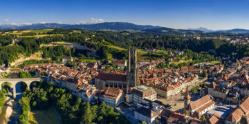 FRIBURGO LA PERLA MEDIOEVALE DELLA SVIZZERA