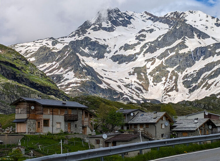 Via Spluga: un ponte tra storia e natura