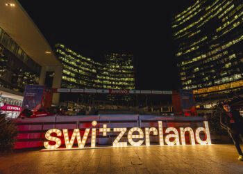 Volete scoprire lo sci, il Natale, le città e i sapori dell’inverno in Svizzera?