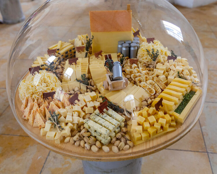 Festival del Tête de Moine a Bellelay: scopri il formaggio dei monaci e le tradizioni del Giura